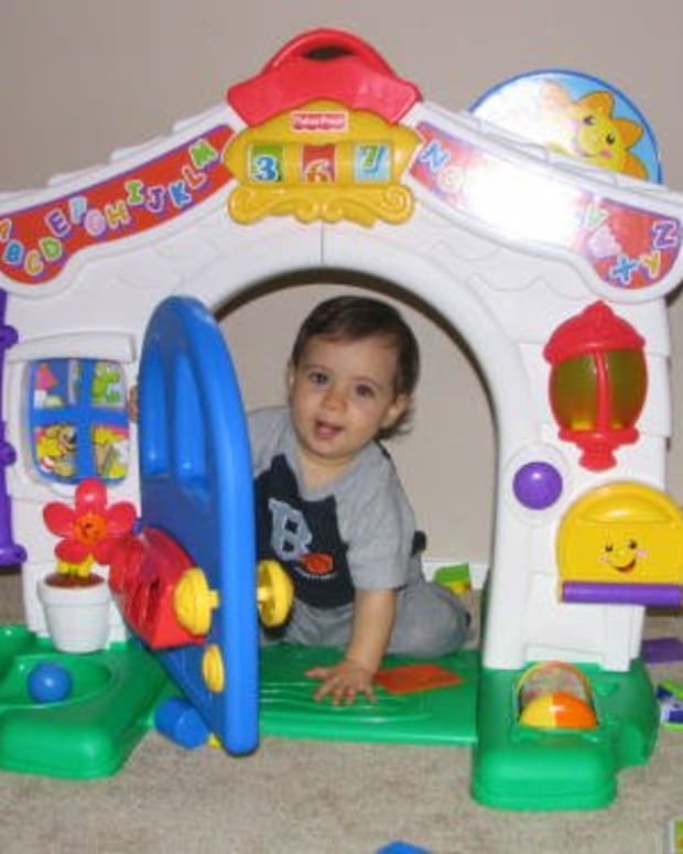 fisher price play door