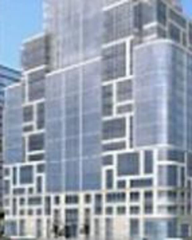 Luxury Nyc Building Has Poor Door Entrance For Low Income