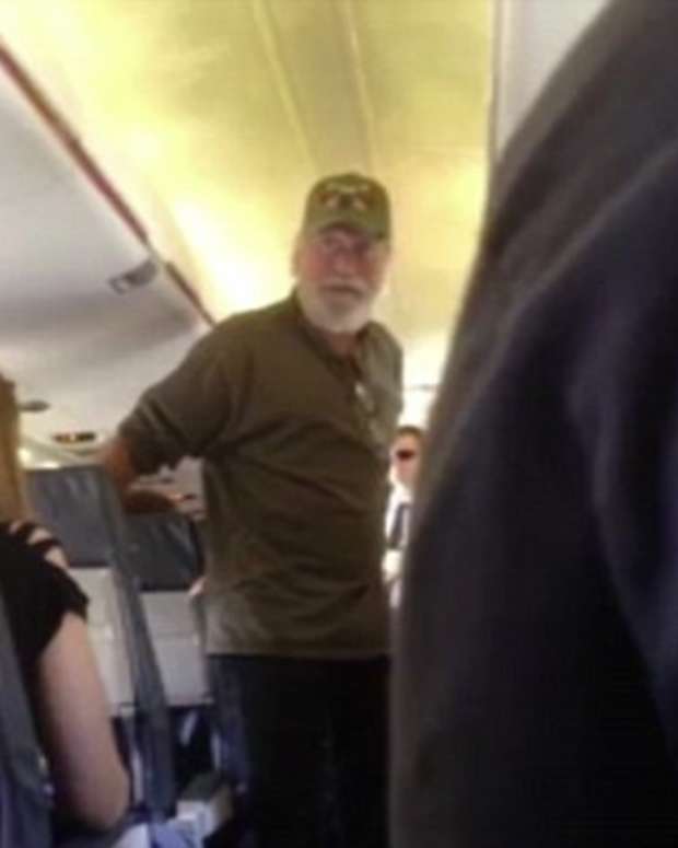 Dog Poop On Plane Forces Emergency Landing Of US Airways Flight Opposing Views