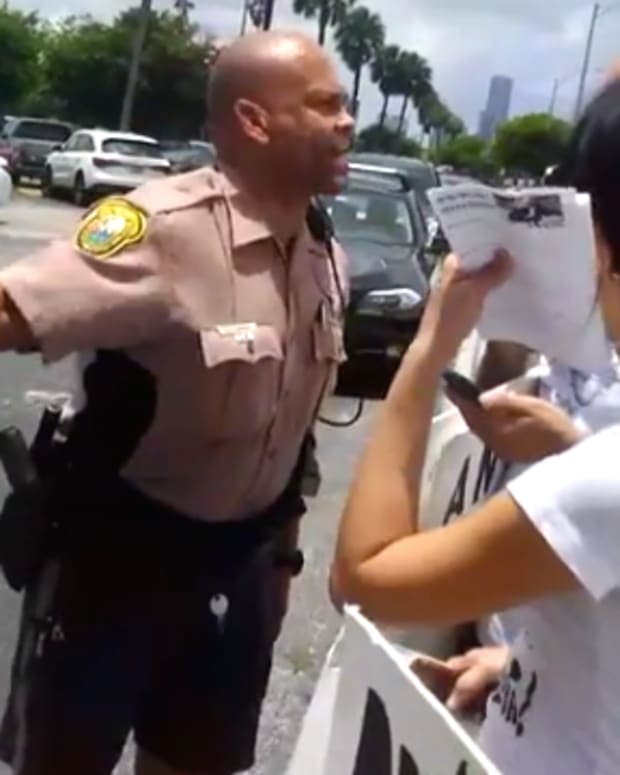 Miami Beach Cop Curses At Man For Saying God Bless You Video 