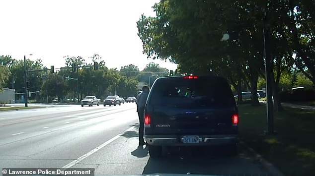 cop-shoots-black-man-2