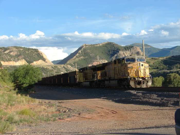 A Union Pacific coal train heading away from Thistle, Utah in Spanish Fork Canyon, Photo Credit: Wikimedia