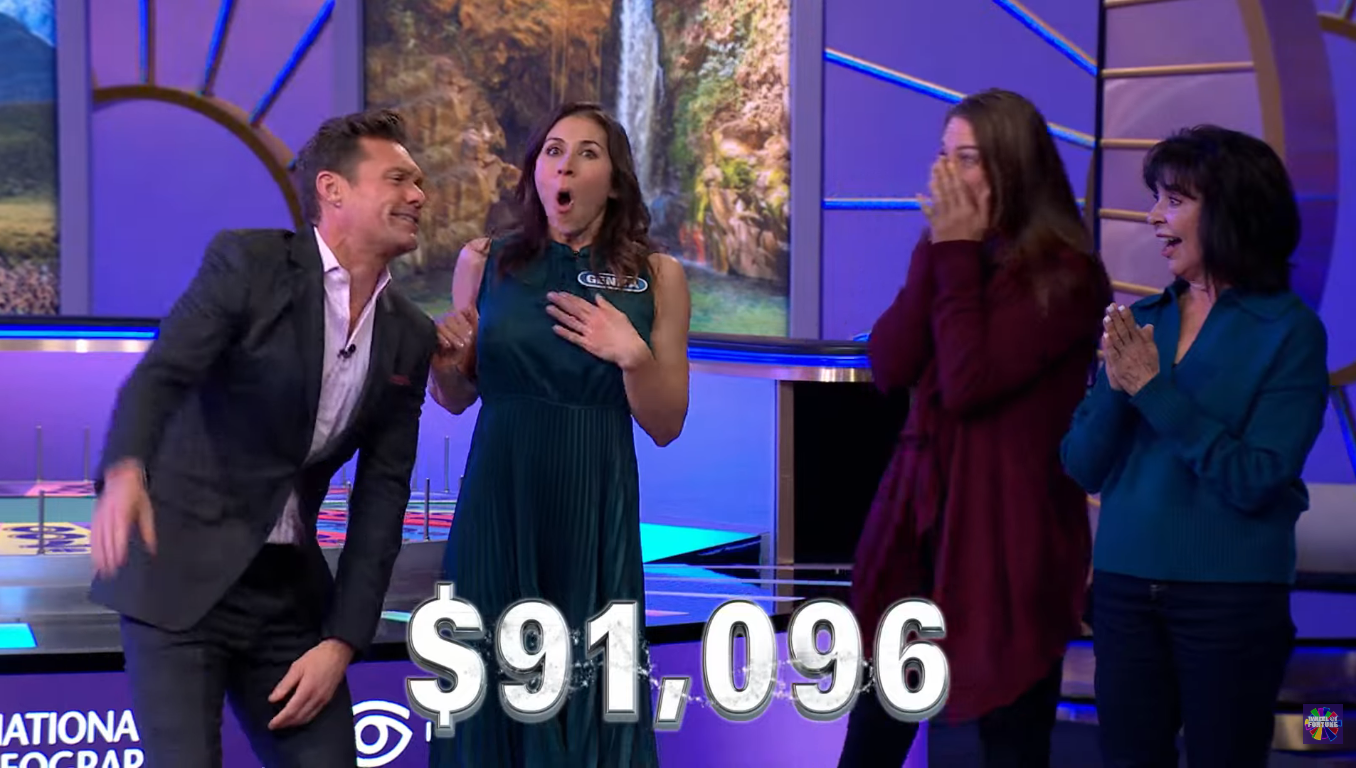 Ryan Seacrest, Genna Root and her family in a 'Wheel of Fortune' episode, Photo Credit: Wheel of Fortune/Youtube