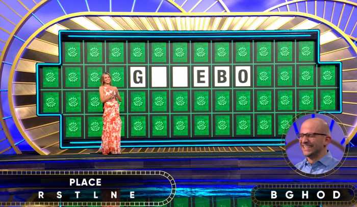 Show hostess Vanna White in a 'Wheel of Fortune' episode, Photo Credit: Wheel Of Fortune/Youtube