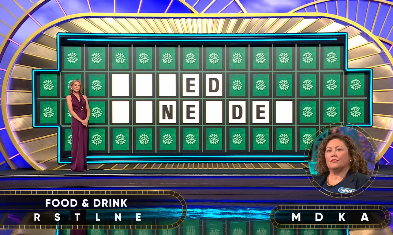 Show hostess Vanna White in a 'Wheel of Fortune' episode, Photo Credit: Wheel Of Fortune/Youtube
