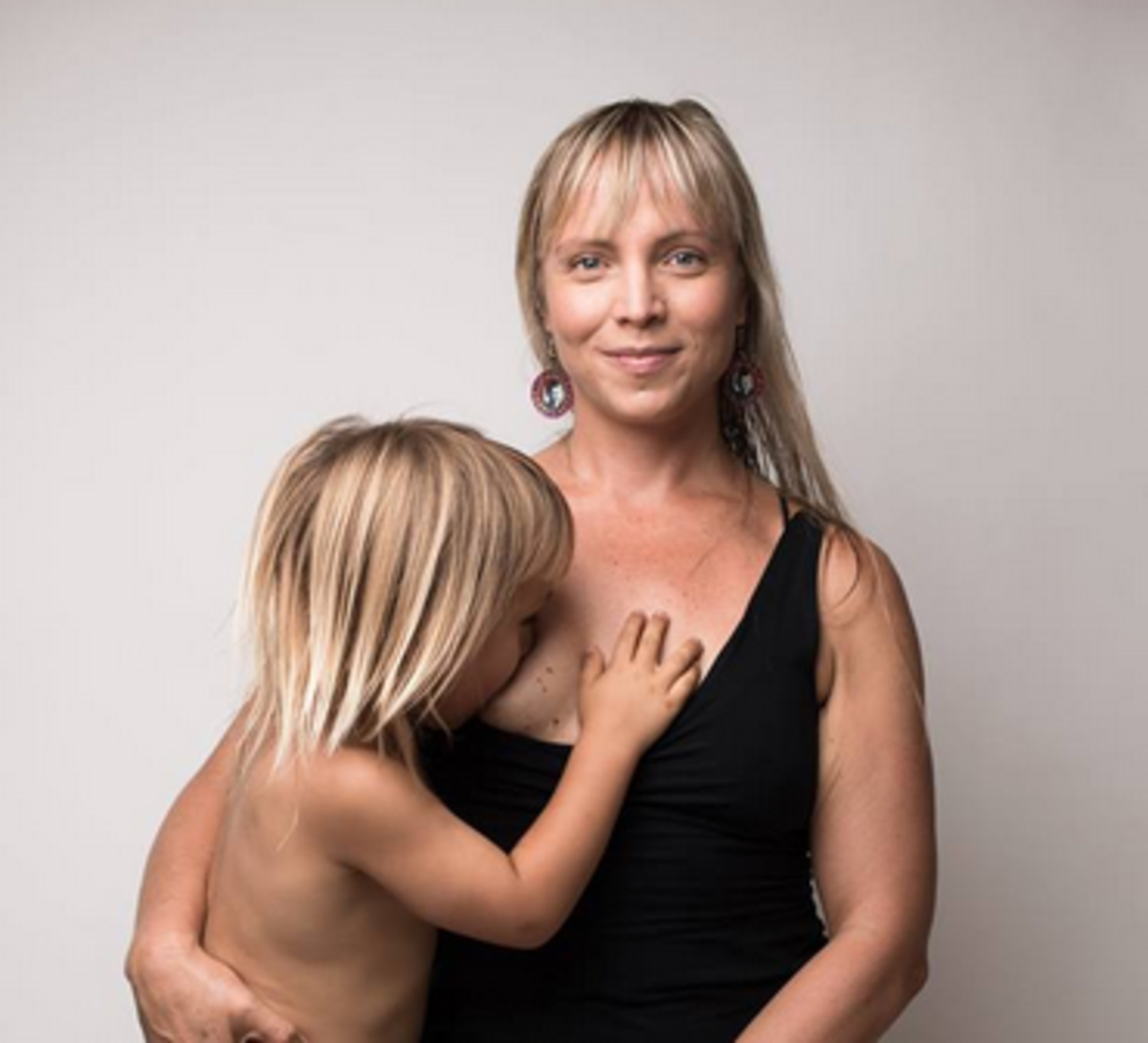Nudist Moms