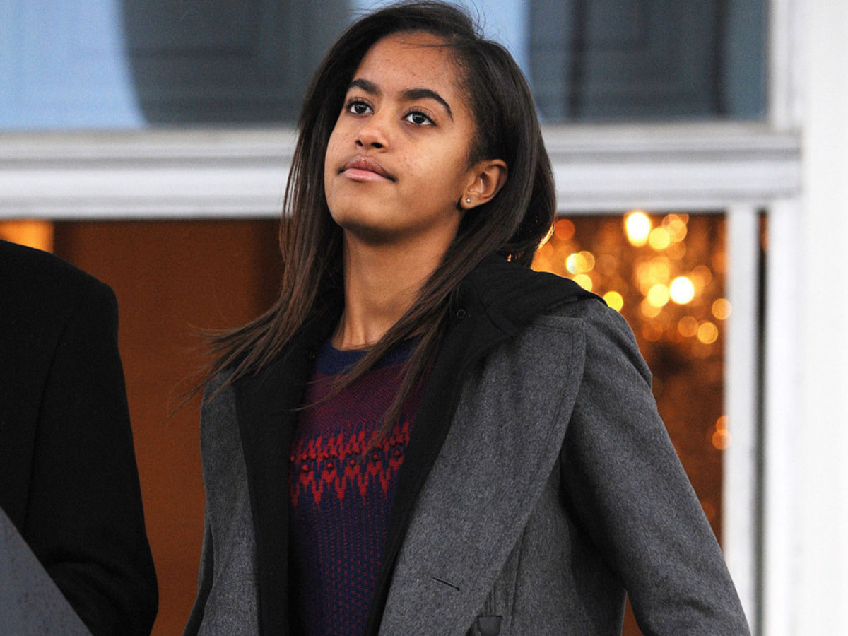 Photos Of Malia Obama Heading Into Work Go Viral (Photos) Opposing Views