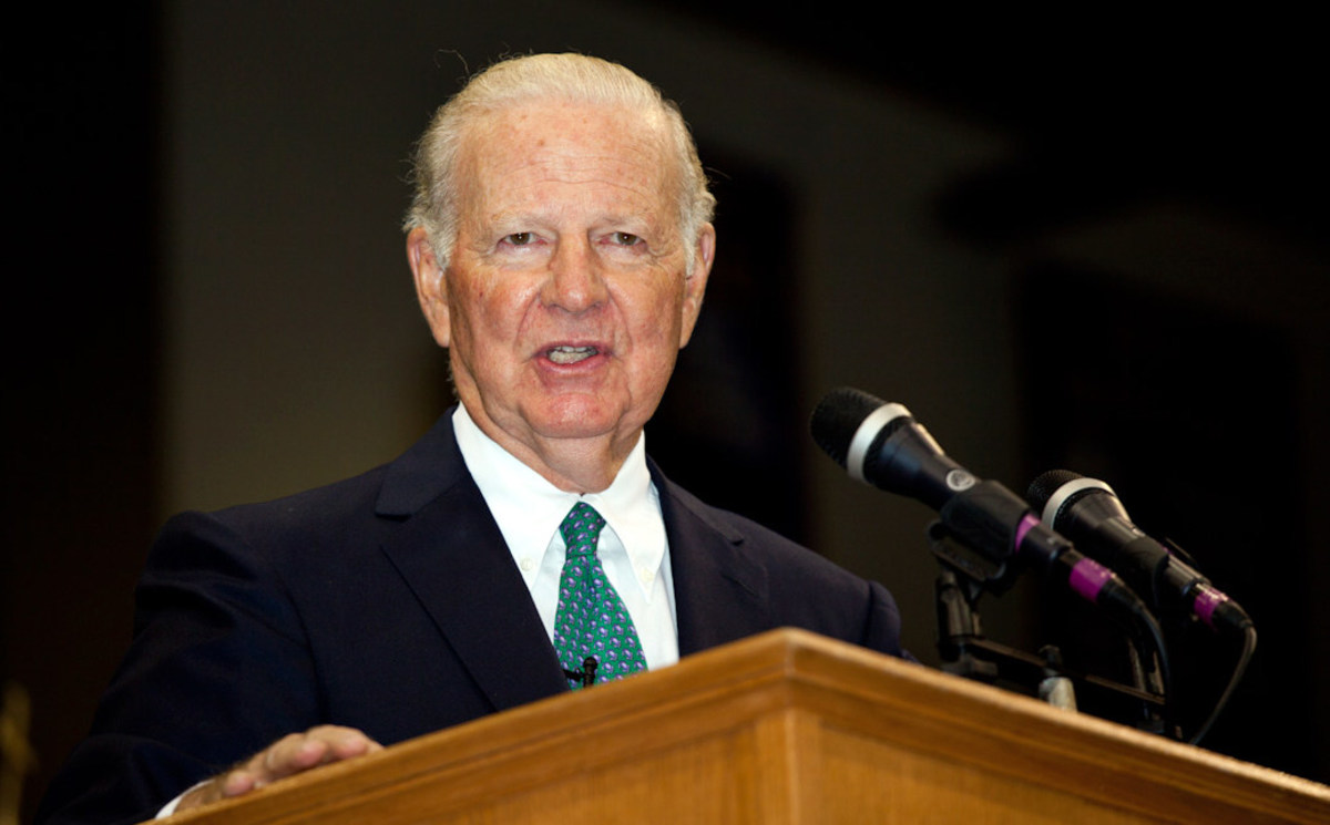 Senior Republicans Call For Carbon Tax