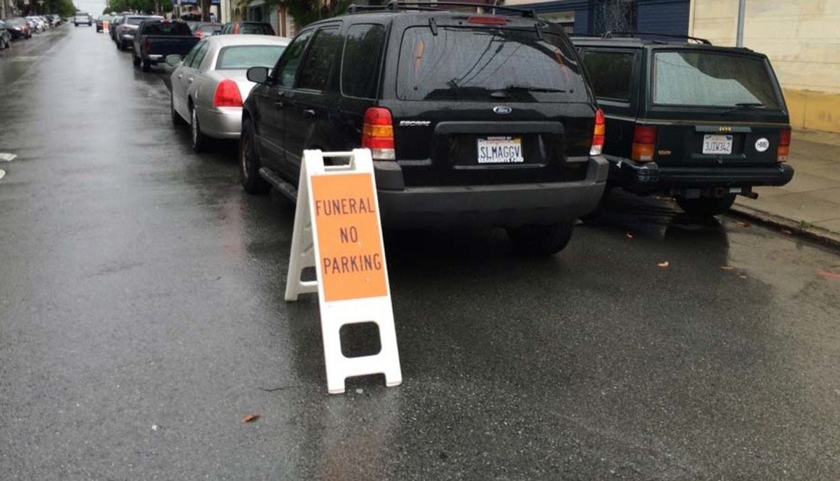 DoubleParked Driver Gets Lesson In Courtesy (Video
