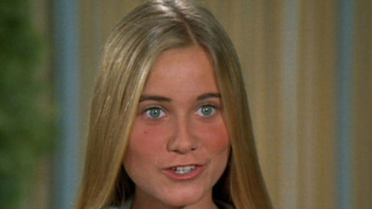 brady marcia looks drug actress maureen mccormick shot surfaced young actor abuse child stars hard