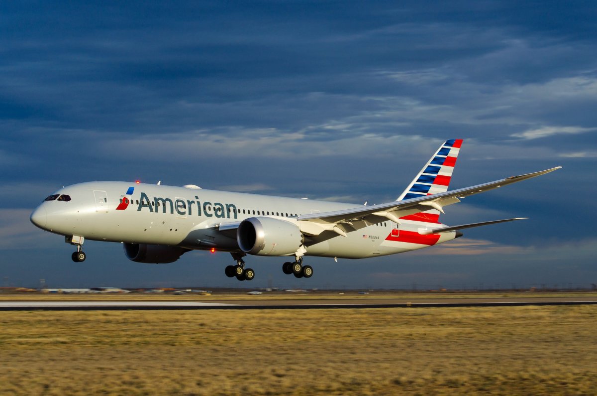 American Airlines Faces Holiday Pilot Shortage  Promo Image