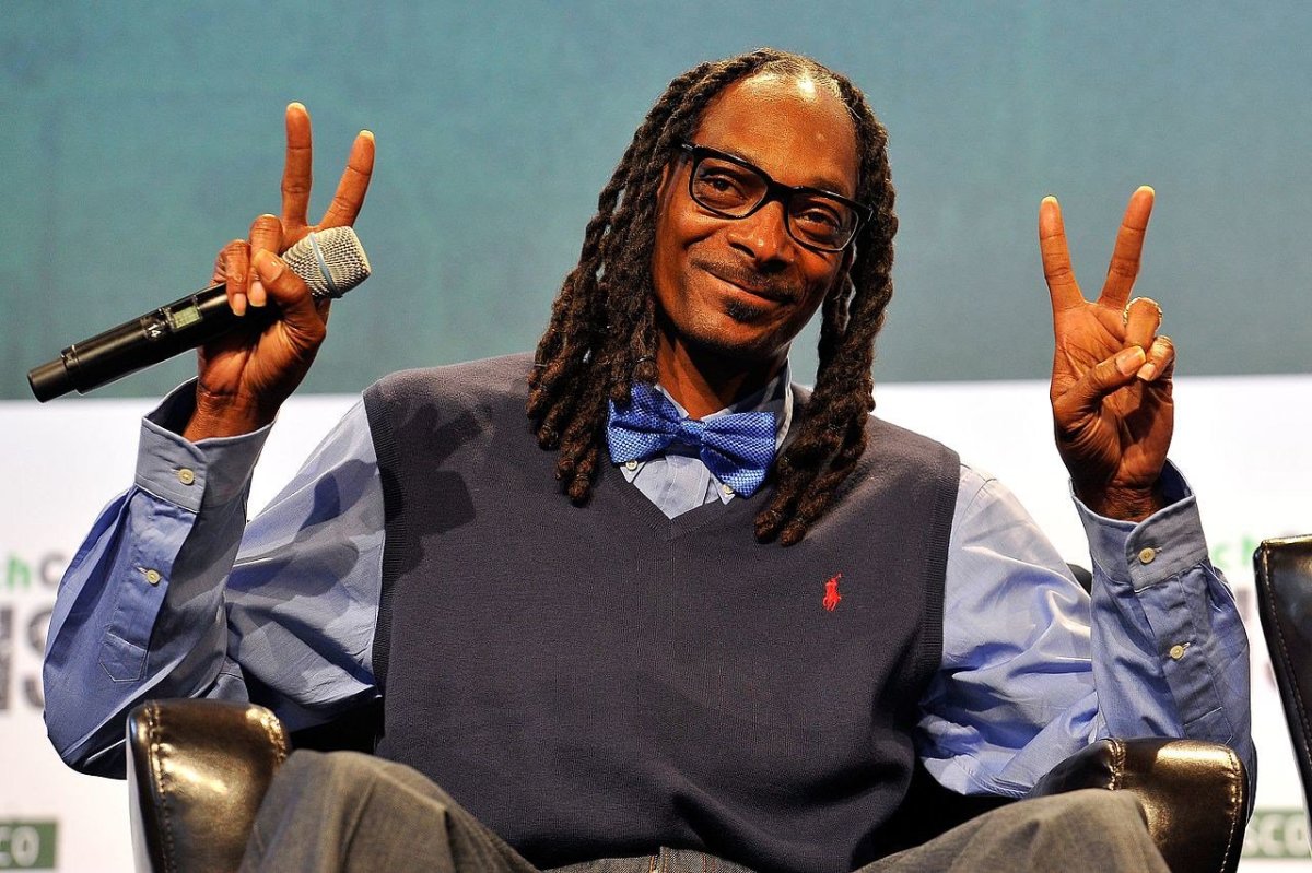Snoop Dogg's New Album Cover Sparks Controversy (Photo) Promo Image