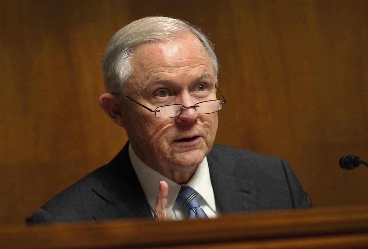 Sessions: Not Enough Evidence To Probe Clinton Promo Image