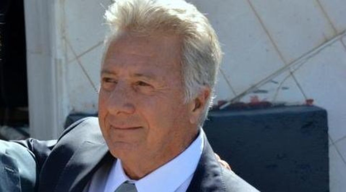 Dustin Hoffman Apologizes For Sexual Harassment Promo Image