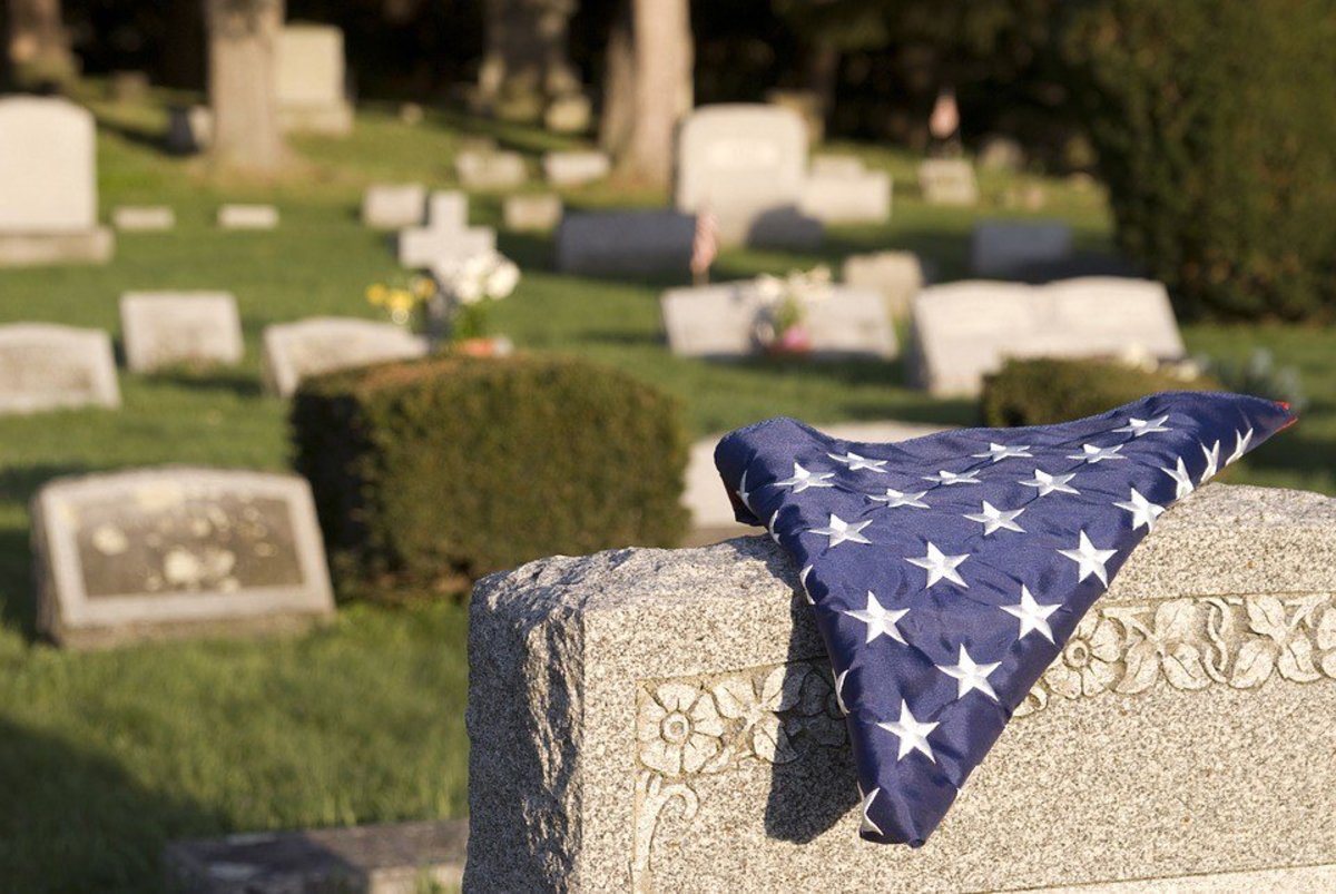 Strangers Give Unclaimed Veteran Funeral Promo Image