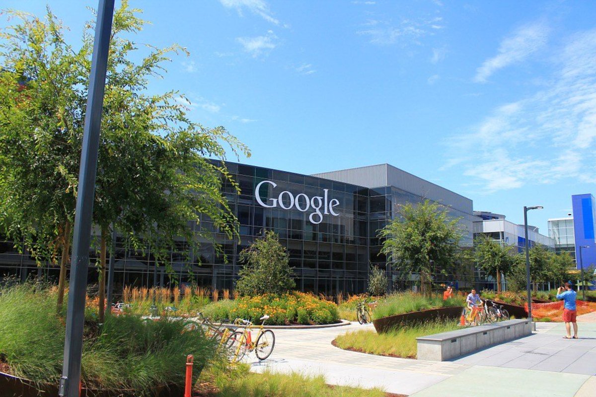 Google Engineer Fired Over Controversial Gender Memo (Photo) Promo Image