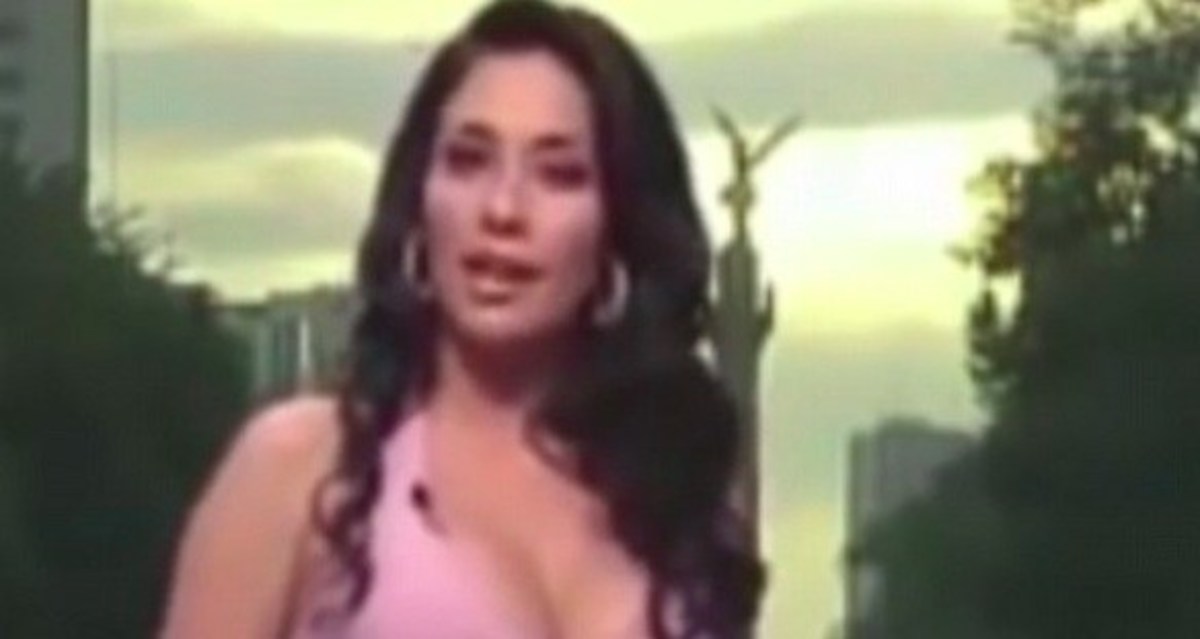 Weather Girls 15 Hot Weather Girls Who Love To Show Off Their Bod