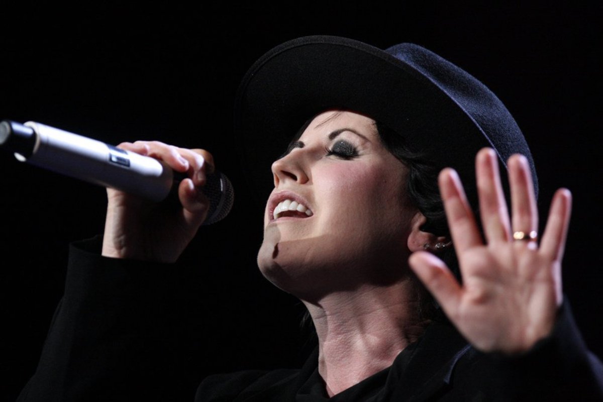 The Cranberries' Dolores O'Riordan Dies Suddenly At 46 Promo Image