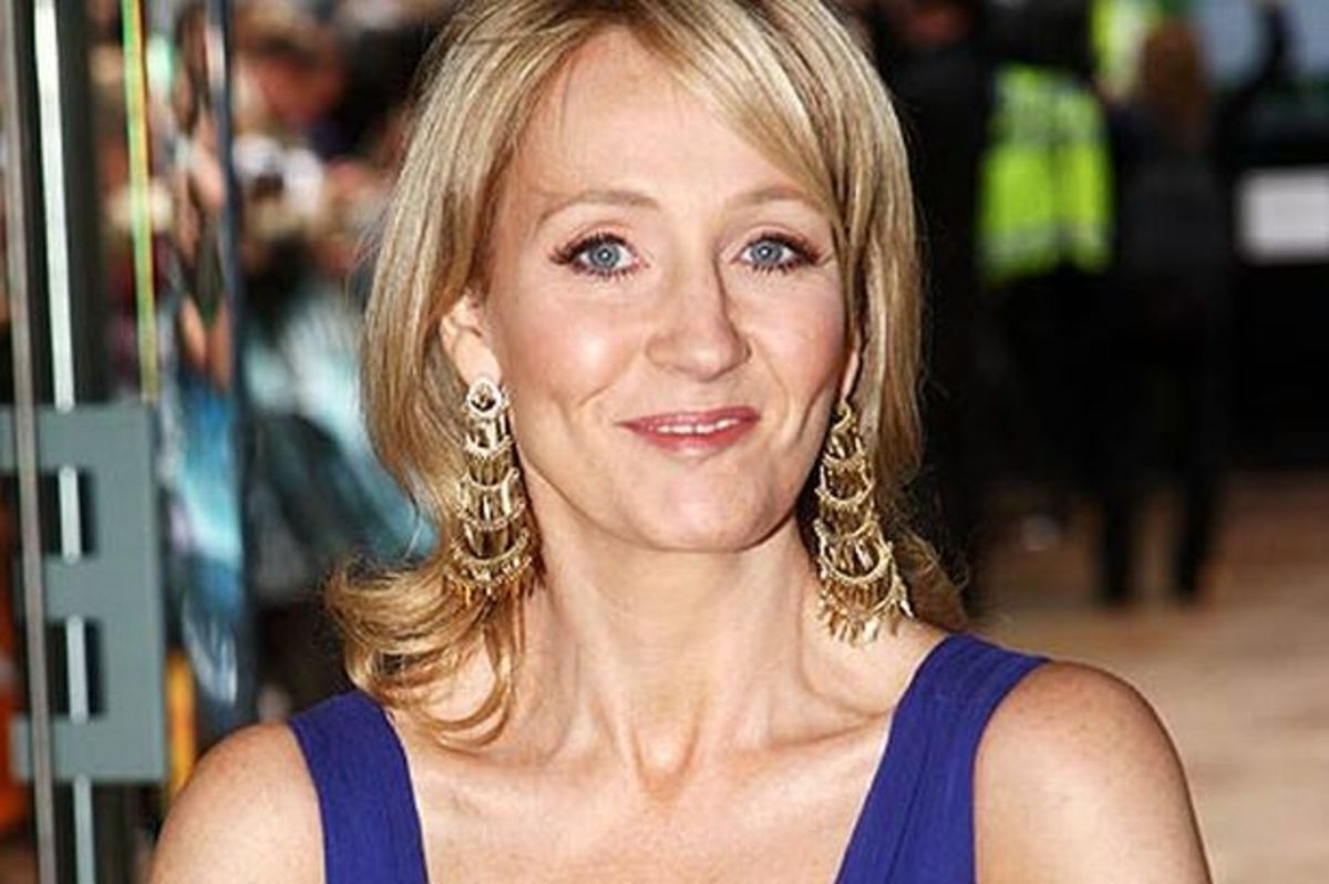 J.K. Rowling's Message on 15th Anniversary of Harry Potter Release