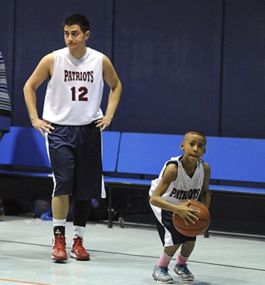 High School Basketball Star Julian Newman is 11 and Stands Only 4' 5