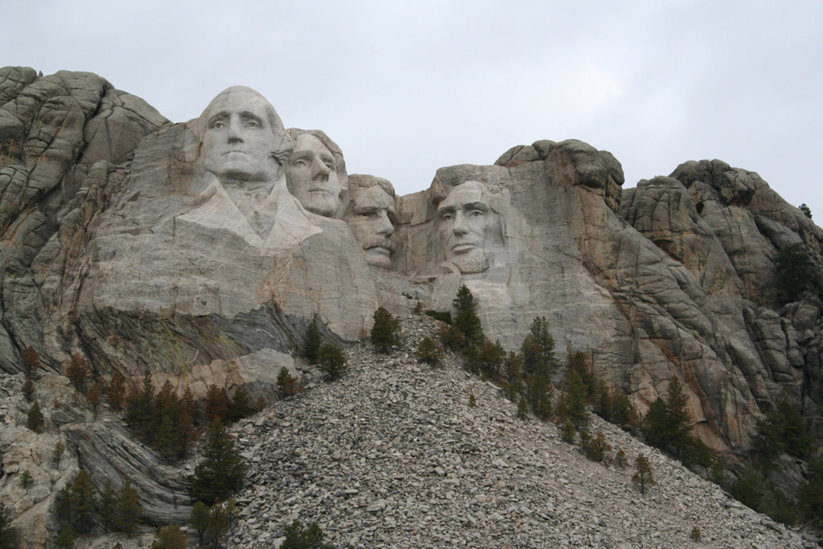 Mount Rushmore Has Hidden Room Behind Lincoln s Face Opposing Views