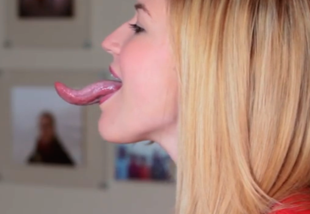 Does This Teen Girl Have The World's Longest Tongue? 
