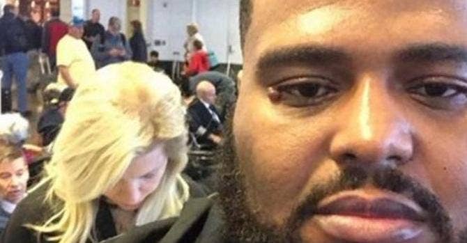 Man Responds To Racist Lady Behind Him In Plane Boarding Line, Gets A Round Of Applause - Vimarsana News