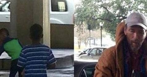 2 Kids Hand White Guys A Sack, Then They See What's Written On It - Vimarsana News