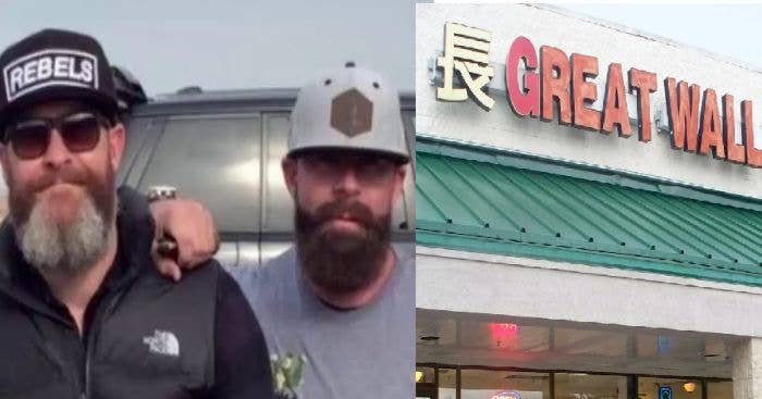 Guy Recognizes Something About Waitress, Then Shows What's In His Pocket - Vimarsana News