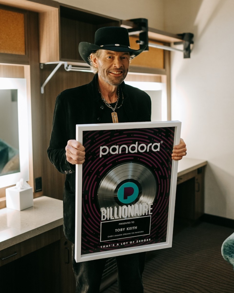 Photo Credit: tobykeith/Instagram