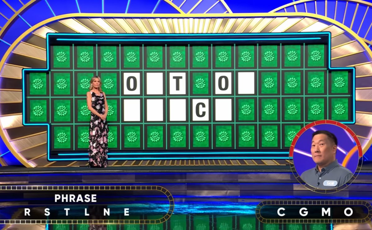 Show hostess Vanna White in a 'Wheel of Fortune' episode, Photo Credit: Wheel of Fortune/Youtube