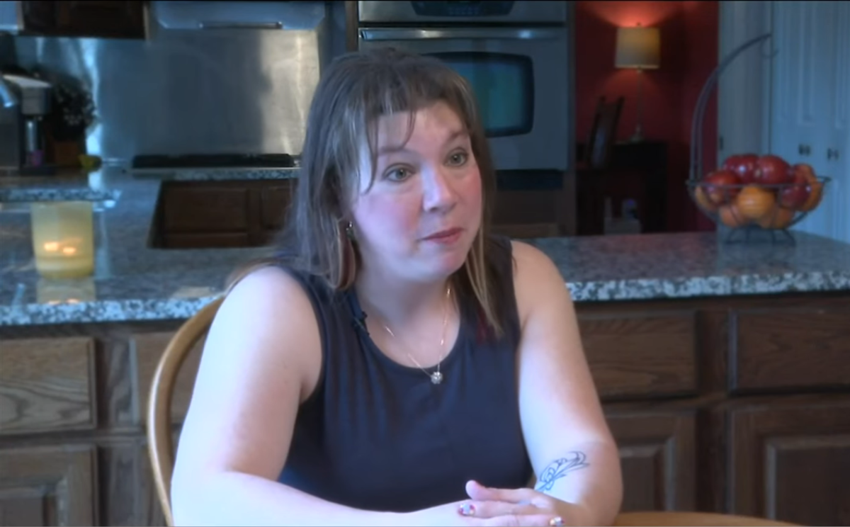 Lauren Koltcz in an interview about the melanoma on her fingernail, Photo Credit: News4JAX The Local Station/Youtube