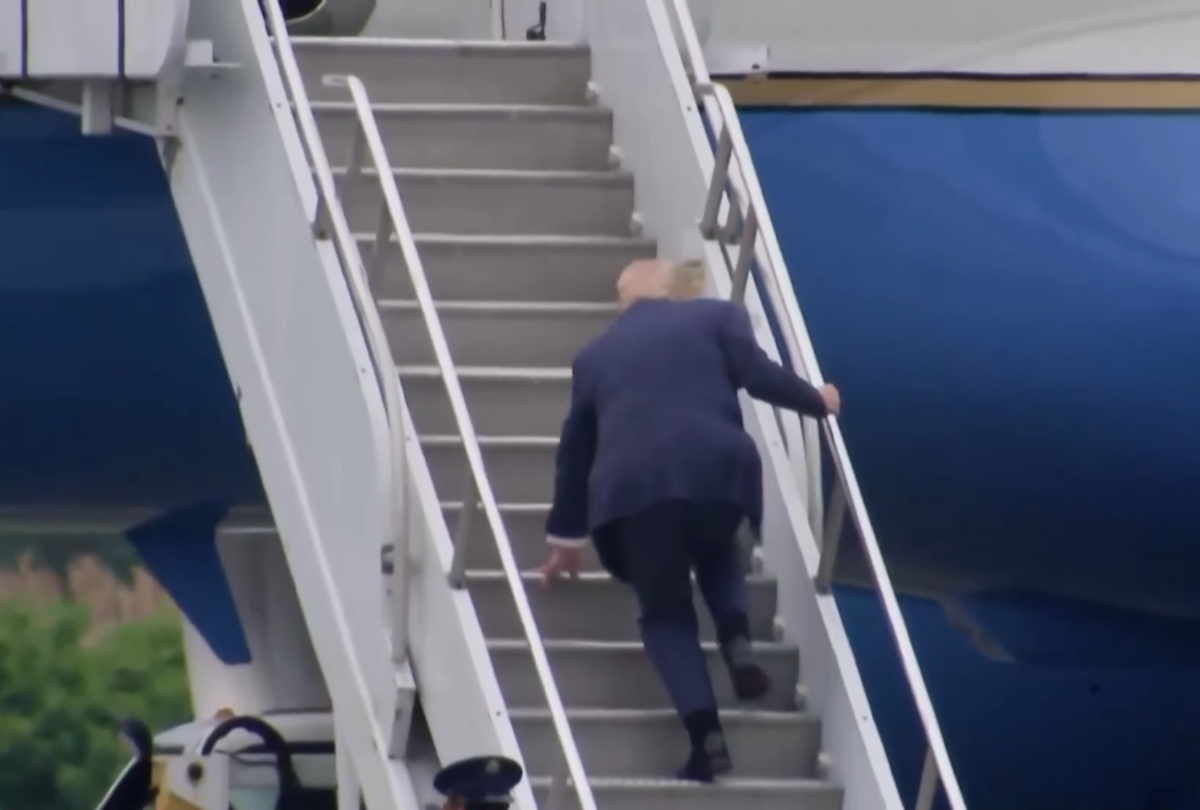 President Donald Trump stumbles while going up stairs to Air Force One, Photo Credit: The Economic Times/Youtube