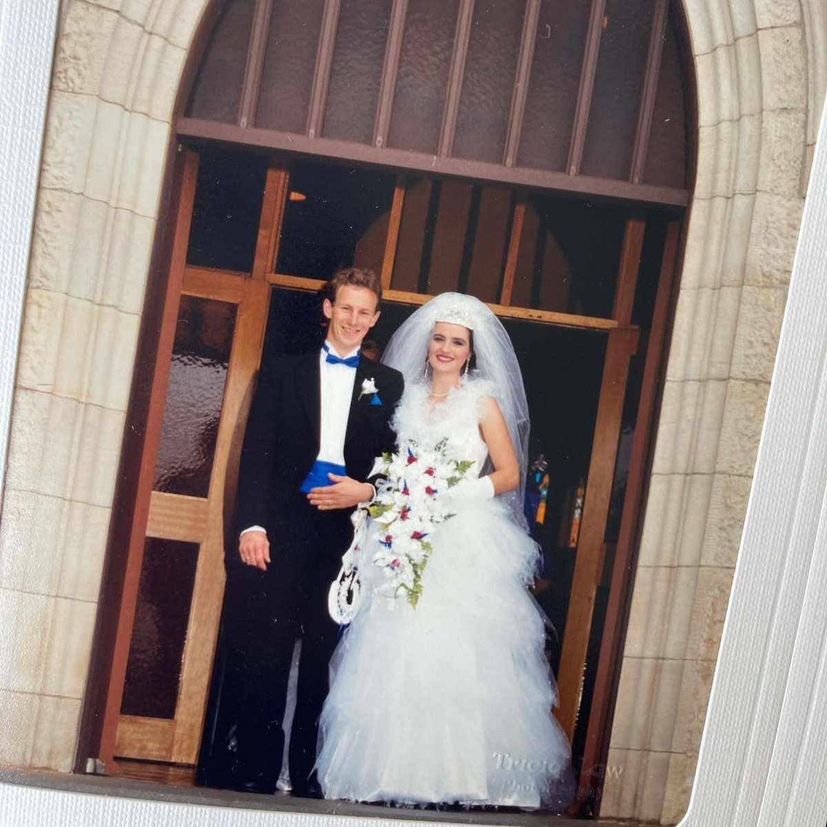 Jeni and Ray Bonell's wedding photo, Photo Credit: thebonellfamily_/Instagram
