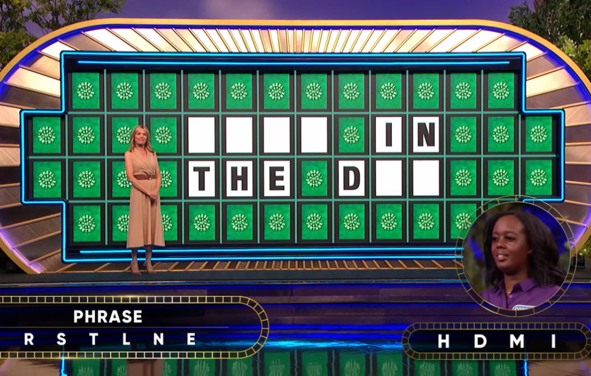 Show hostess Vanna White in a 'Wheel of Fortune' episode, Photo Credit: Wheel Of Fortune/Youtube
