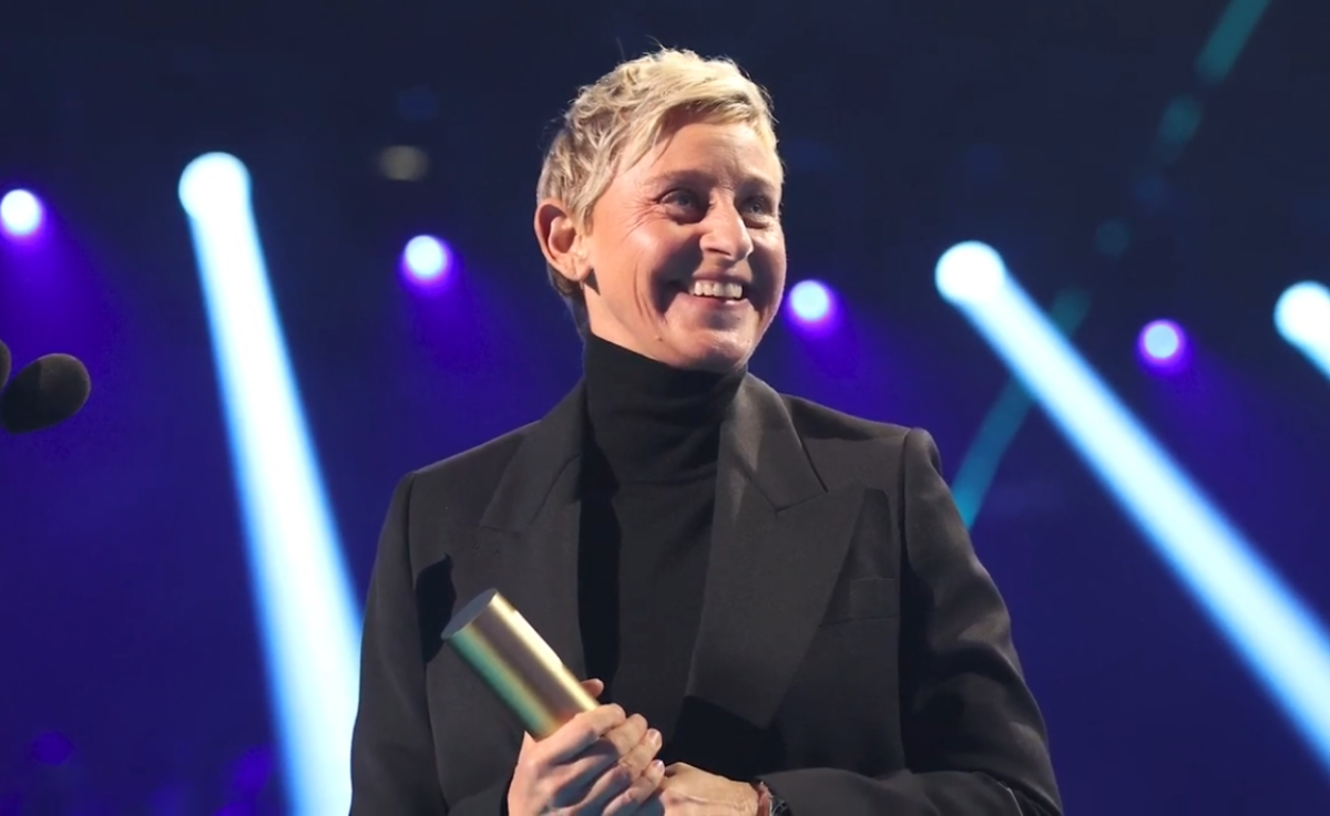 Ellen DeGeneres onstage during the 2021 People’s Choice Awards, Photo Credit: Page Six/Youtube