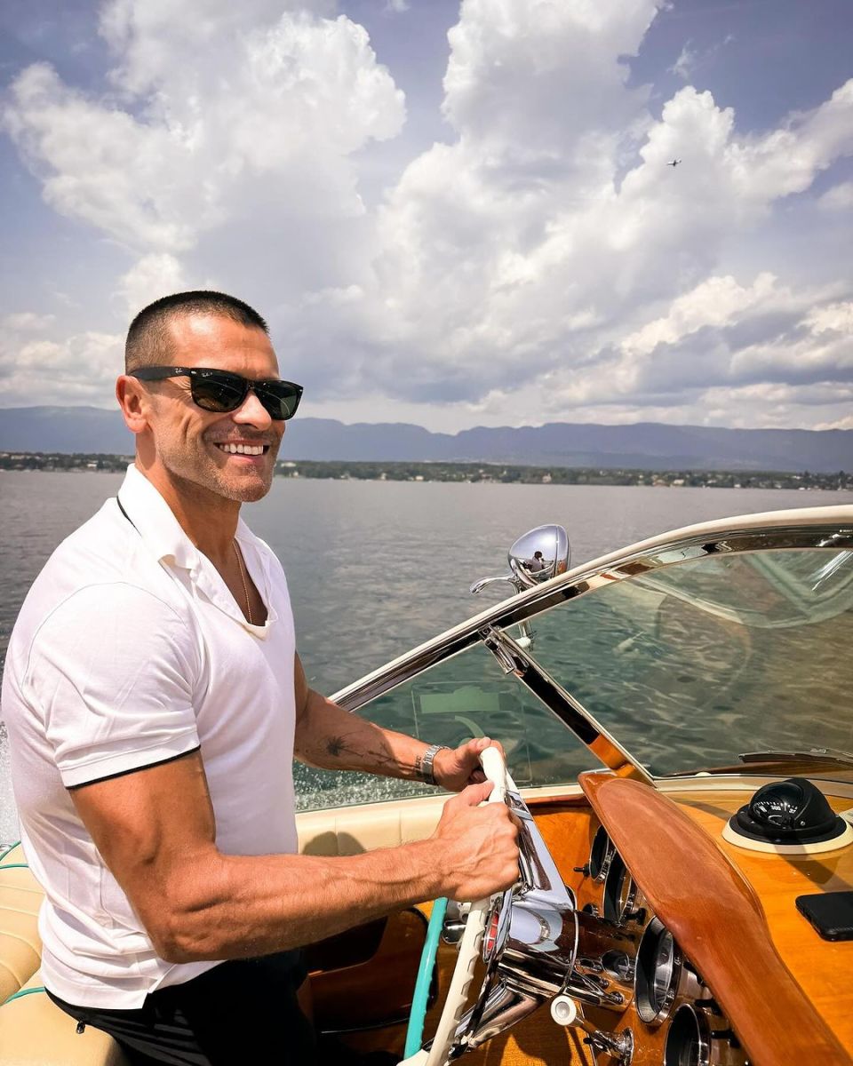 Kelly Ripa's husband Mark Consuelos, Photo Credit: instasuelos/Instagram