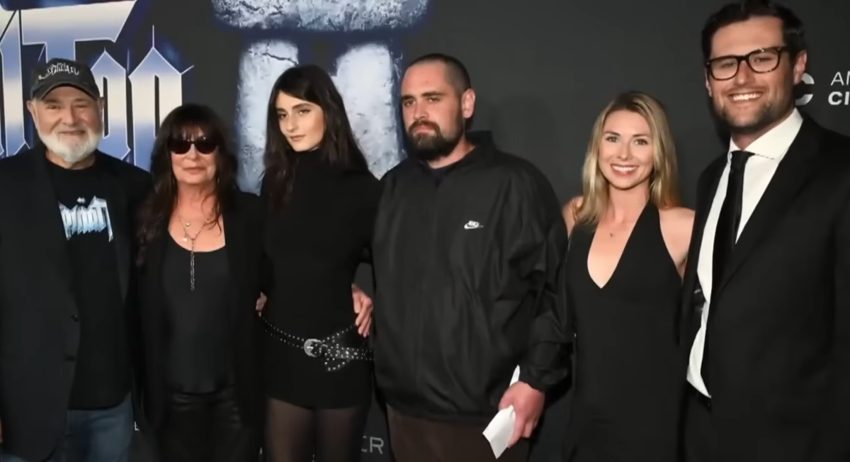 Rob Reiner and Michele Singer with their children and Maria Gilfillan at the “Spinal Tap II: The End Continues” Premier, Photo Credit: Today/Youtube