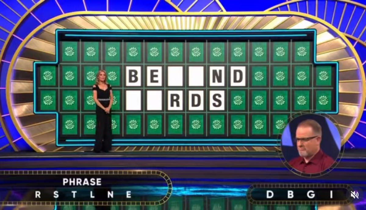 Show hostess Vanna White in a 'Wheel of Fortune' episode, Photo Credit: phily498/Instagram