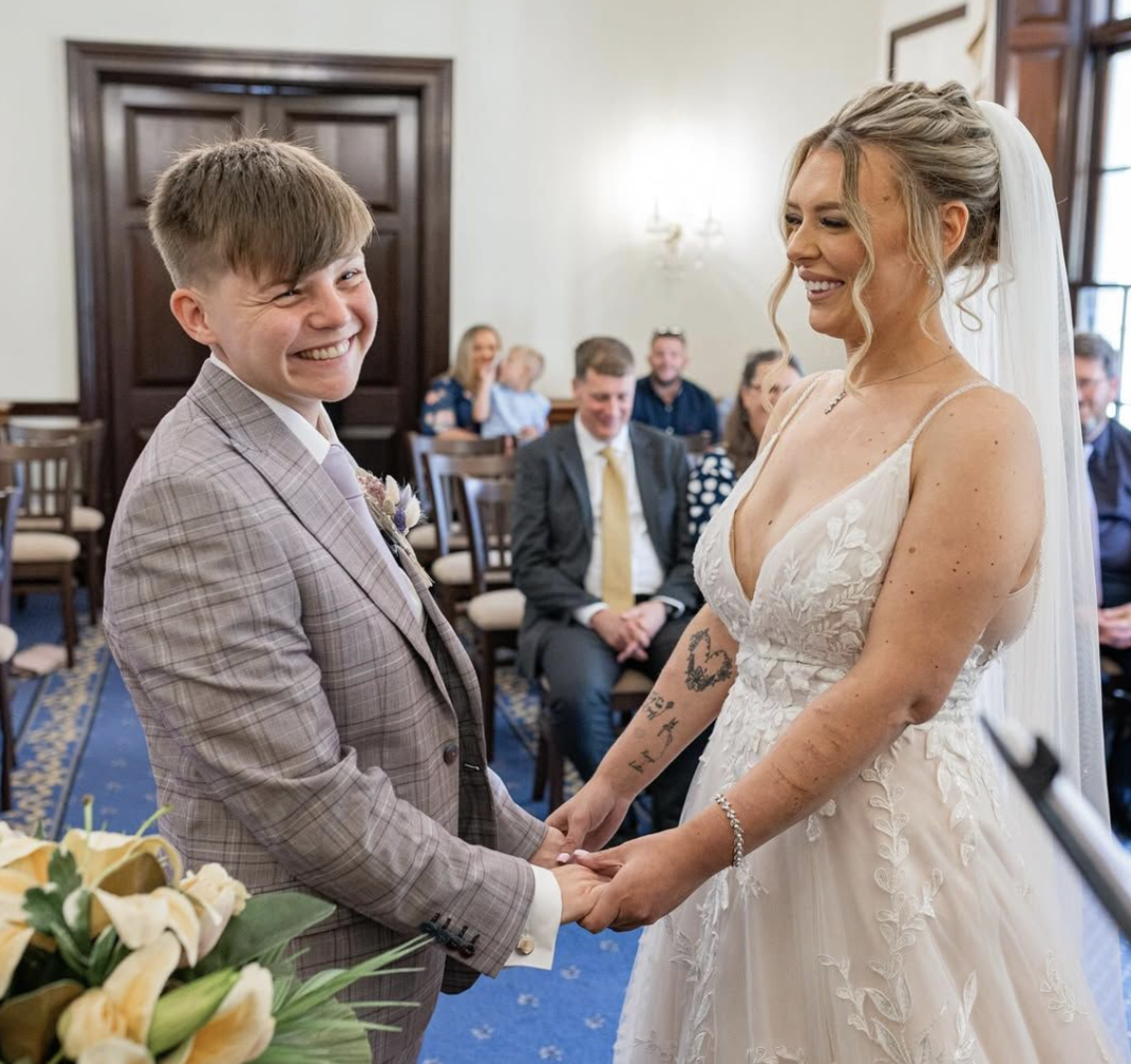 Hannah and Lauren Kaye on their wedding day, Photo Credit: thekayefam_/Instagram