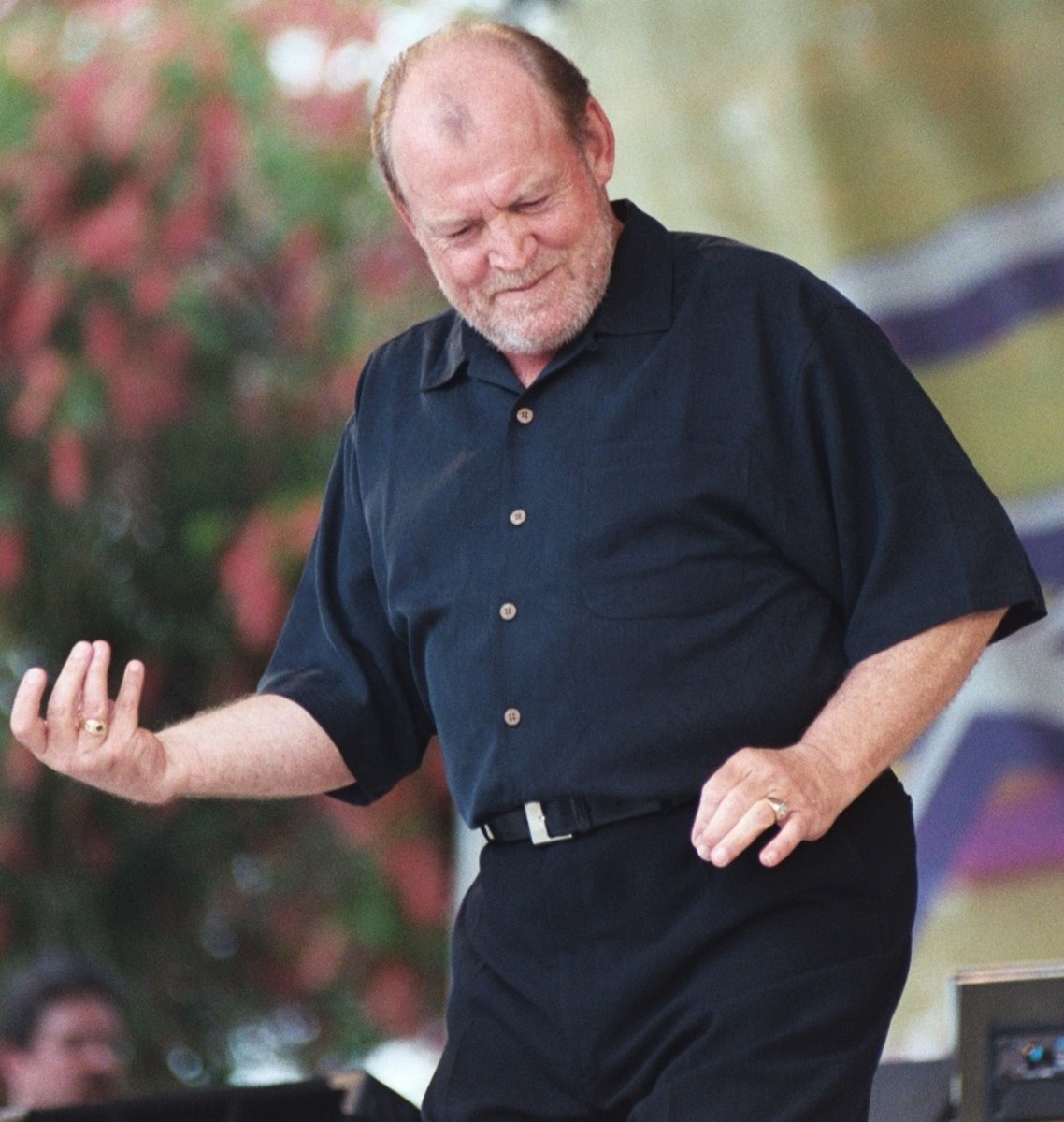 Joe Cocker performing at Gulfstream Park in Hallandale, FL, Photo Credit: Wikimedia
