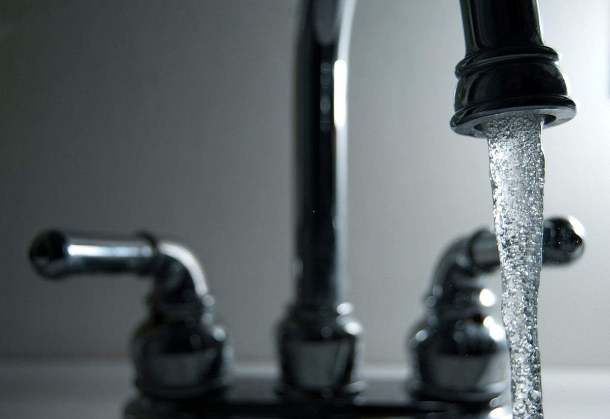 Running Faucet While Brushing Teeth